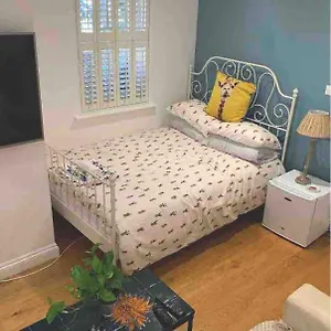 Privatunterkunft Mock Georgian, Modern Hackney Delight, London